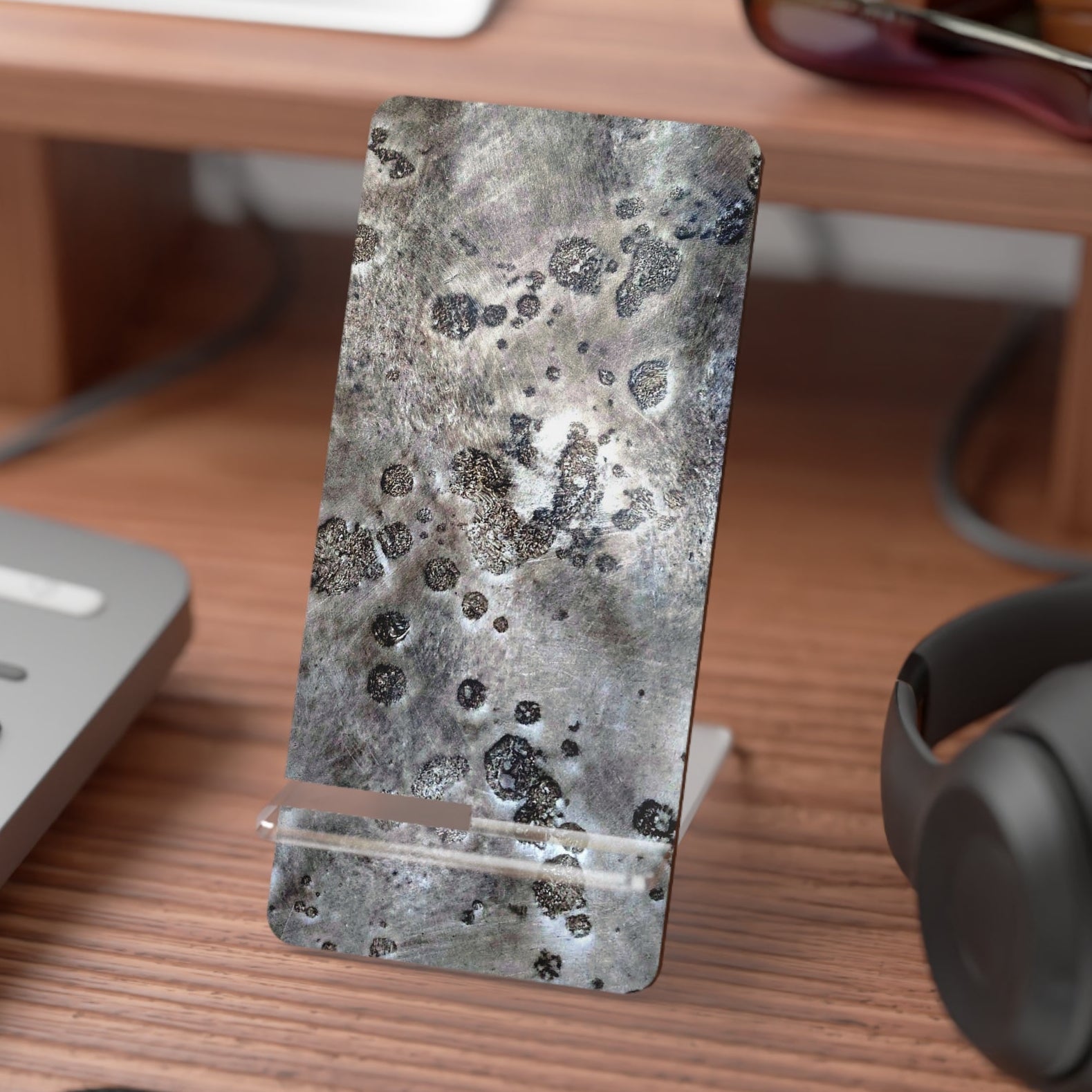 Phone stand resembles Moon Rock for the adventurous - convenient and sturdy