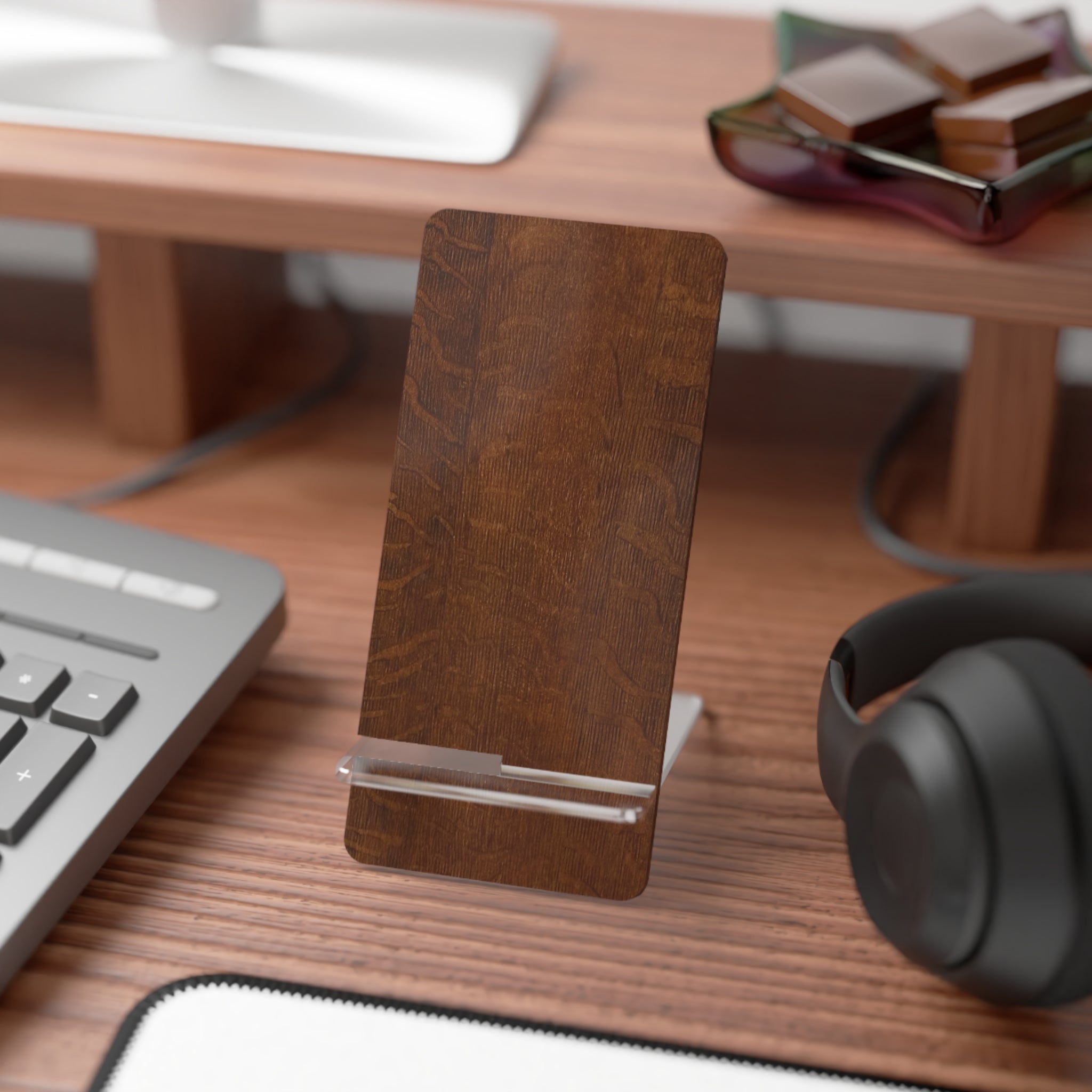 Phone Stand - Natural Wood Grain Design