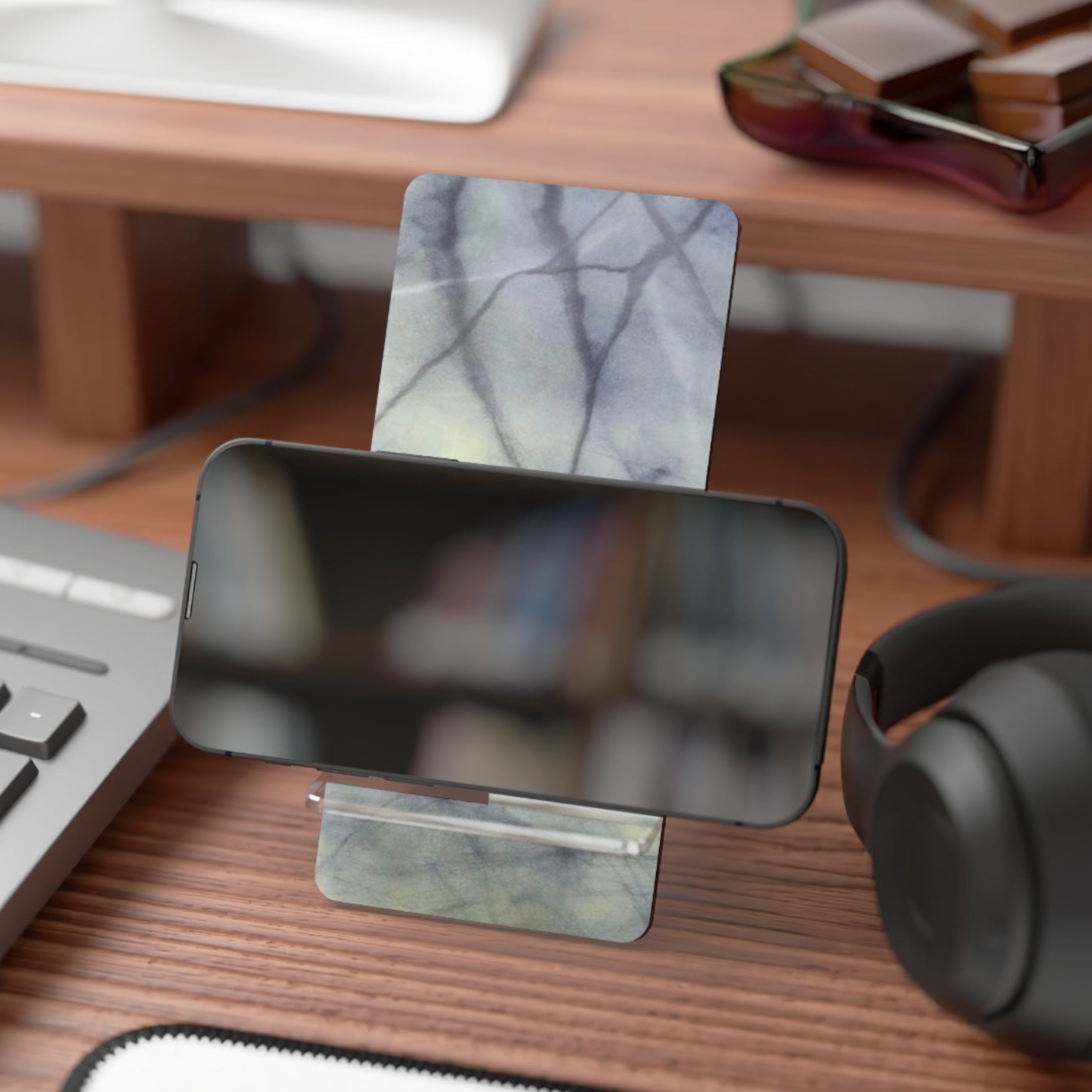 Phone stand - classy grey veined marble design - sturdy