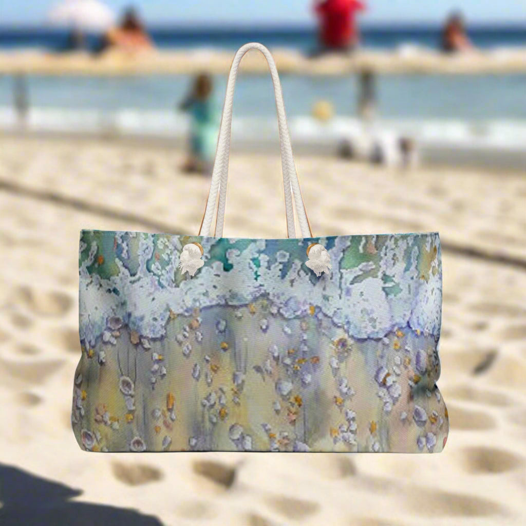 Tote bag with ocean surf design 